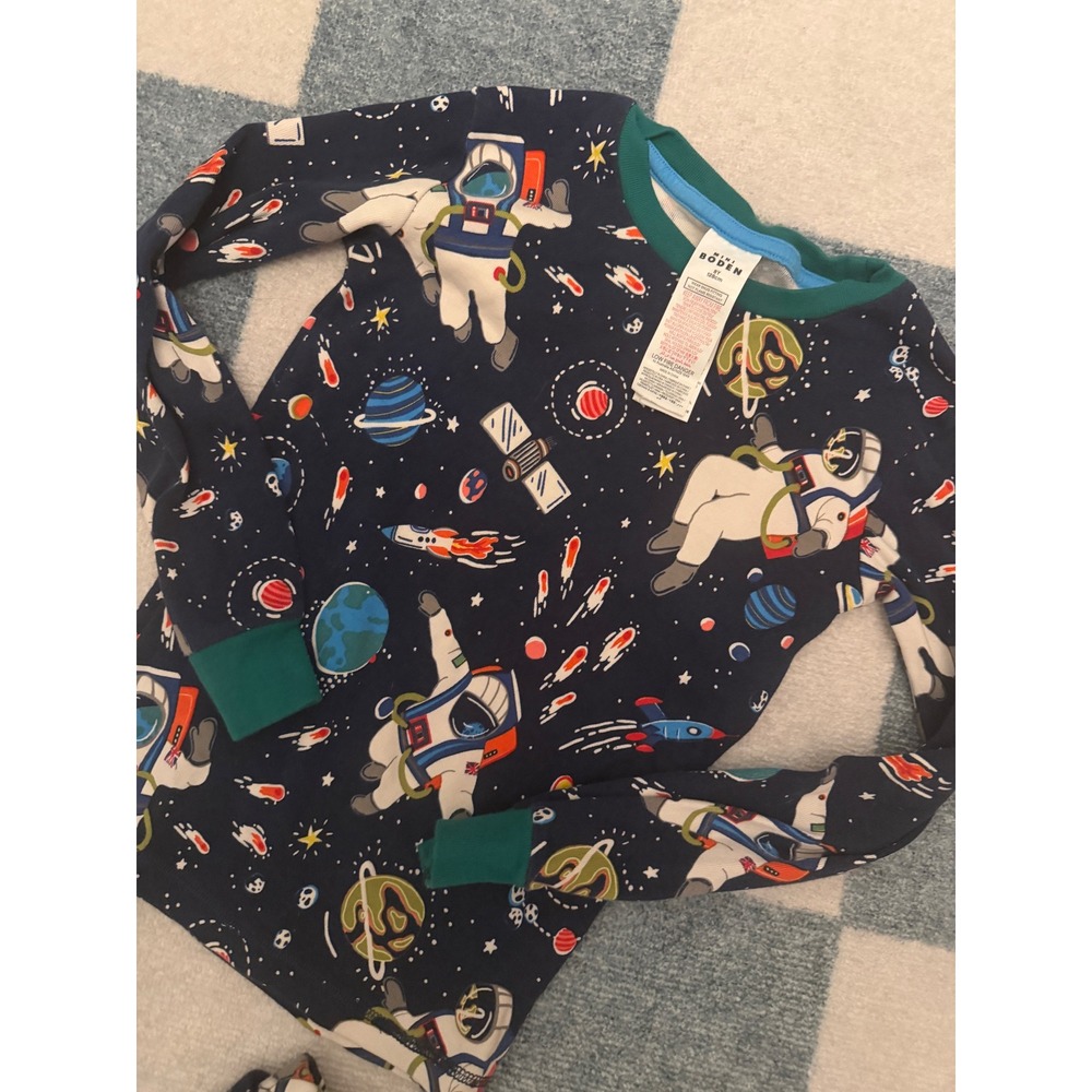 Mini Boden Boys Space Astronaut Pajama Set Navy Blue 2 Piece Size 8Y - Picture 4 of 4